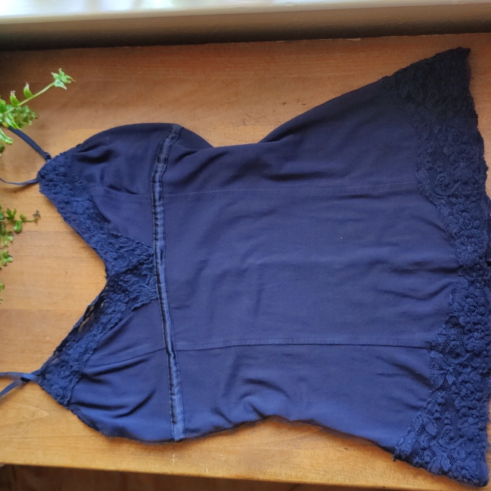 Camisole with lace trim in navy blue size xs by Arden B.